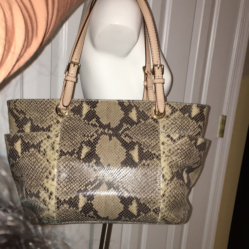 Michael Kors python print NWOT genuine leather arm held hand bag